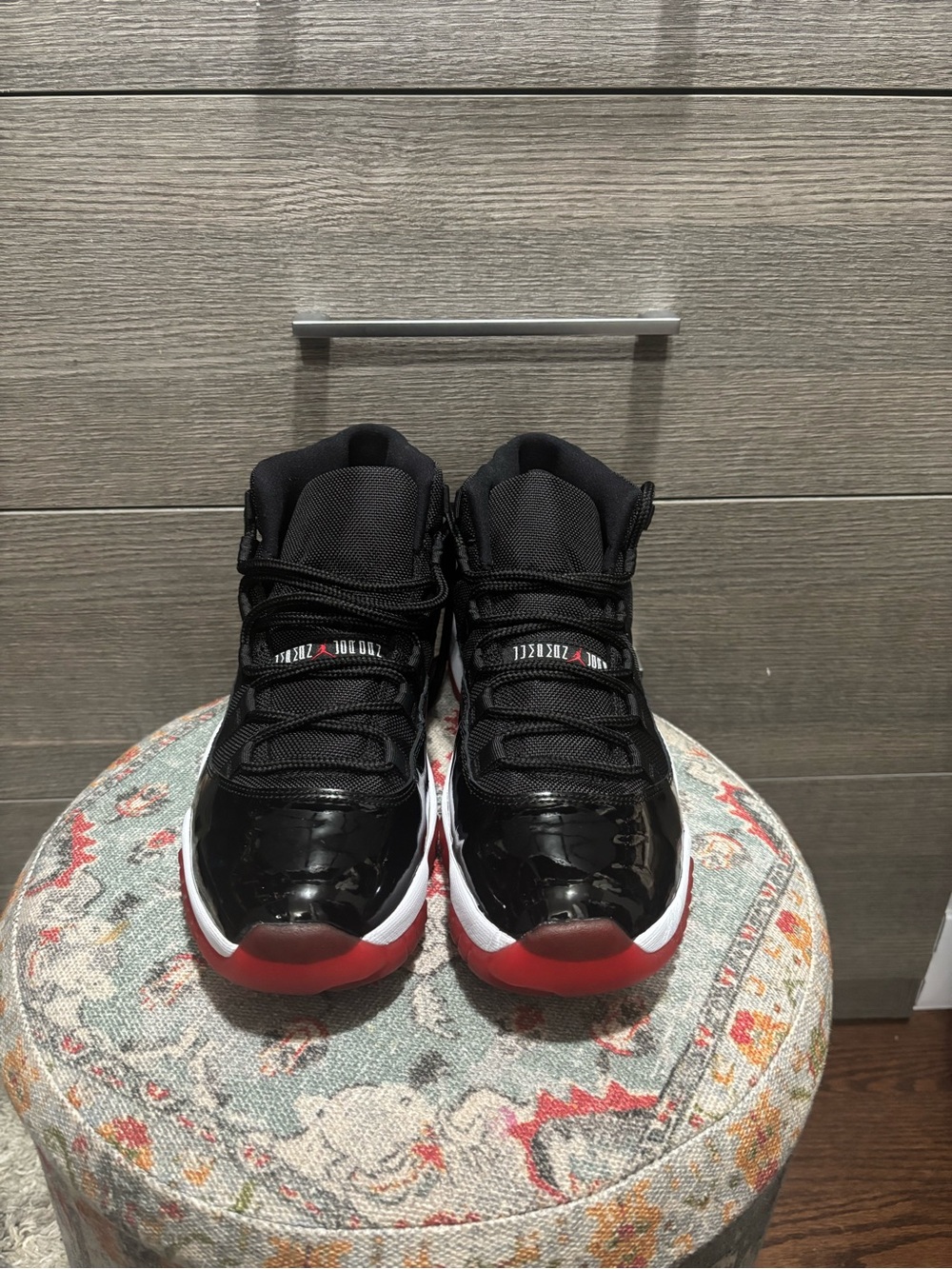 Air Jordans 11 Retro - Mens Size 10.5